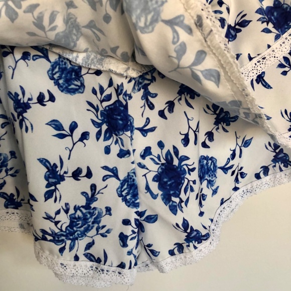 Floral Southern Style Skorts - Picture 2 of 7